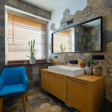 2 Poziomowy -146 M2 Apartment *