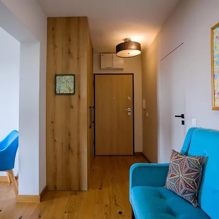 2 Poziomowy -146 M2 Apartment