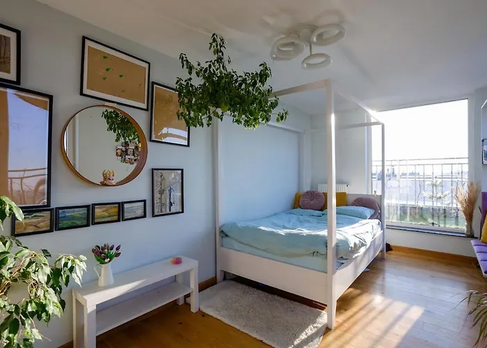 2 Poziomowy -146 M2 פוזנן