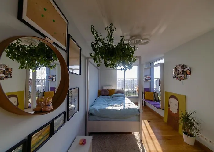 2 Poziomowy -146 M2 * פוזנן