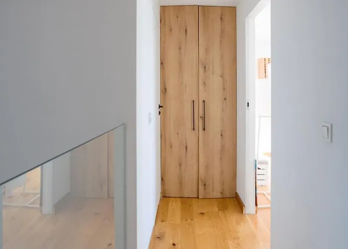 2 Poziomowy -146 M2 * פוזנן